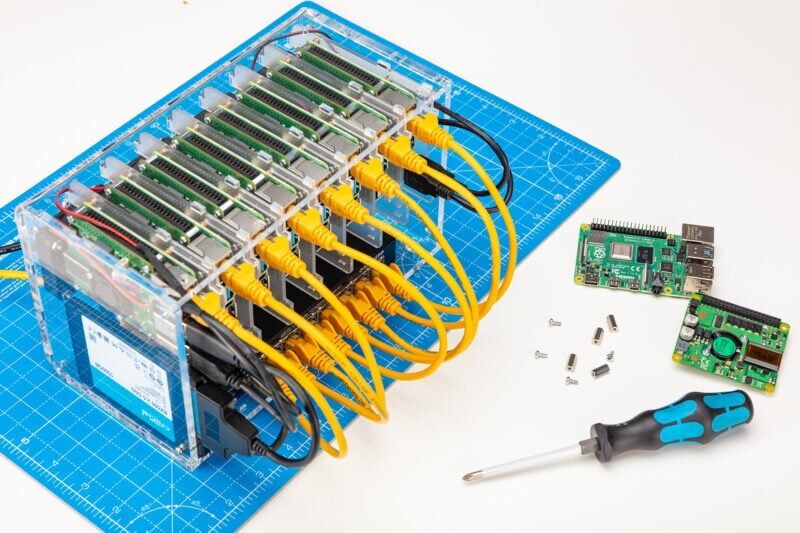Raspberry Pi Cluster Nasıl Kurulur? 8 Düğümlü Bramble Rehberi