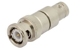 Pasternack PE8216 RF DC block, 50 Ohm empedanslı koaksiyel DC izolasyon çözümü, RF ve mikrodalga test ve ölçüm uygulamaları için güvenilir DC bloklayı